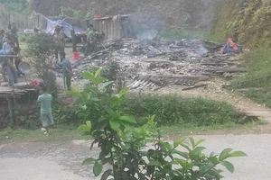 Chấn động: Nghi hiếp dâm không thành, chém 4 người tử vong