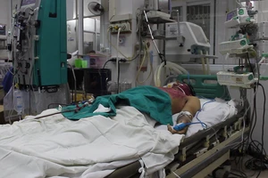 Thanh niên 28 tuổi suy đa phủ tạng vì xem thường thủy đậu