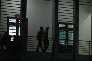 Xuyên đêm kiểm tra điểm thi bất thường ở Sơn La