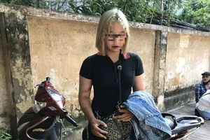 Bị kiểm tra, cô gái 15 tuổi quay xe tông gãy chân cảnh sát