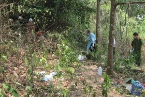 Vợ tử vong, chồng cũ chết trong tư thế treo cổ