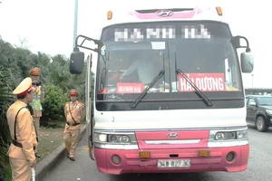 CSGT tung quân xử phạt xe khách trên 4 tuyến đường