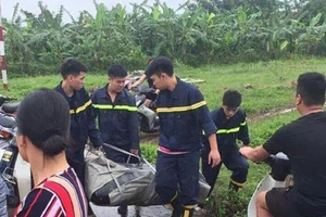 Nữ sinh lớp 12 nhảy cầu tự tử nghi bị hiếp dâm