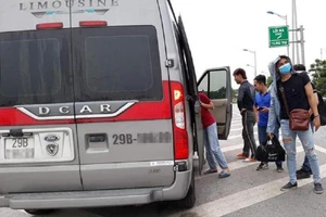 Hành khách tố bị nhà xe bỏ rơi giữa cao tốc khi về quê nghỉ lễ
