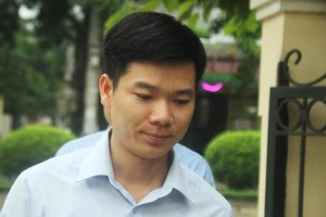 Hoãn xử Hoàng Công Lương do vắng nhiều người quan trọng