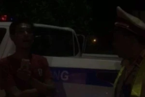 Không chịu đo nồng độ cồn, tài xế bị phạt gần 20 triệu