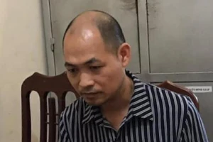 100 cảnh sát triệt phá đường dây tín dụng đen cực lớn