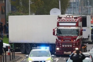 2 đoàn công tác Bộ Công an và Bộ Ngoại giao sang Anh