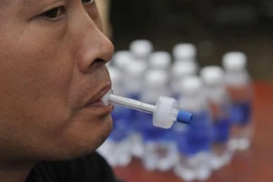 Cận cảnh thiết bị kiểm tra ma túy của CSGT