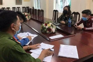 Tự nhận 'nhiễm COVID-19', bị công an mời làm việc
