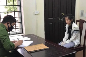 Mẹ trẻ sát hại con trai 3 tuổi rồi tự tử 