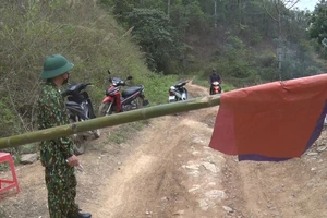 Một chốt kiểm soát dịch bệnh trên địa bàn huyện Đồng Văn. Ảnh: https: dongvan.hagiang.gov.vn