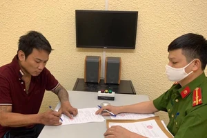 Nguyễn Anh Cường tại cơ quan điều tra. Ảnh: CACC