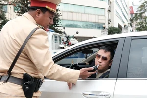 Từ hôm nay, CSGT dừng xe mà không cần phát hiện lỗi