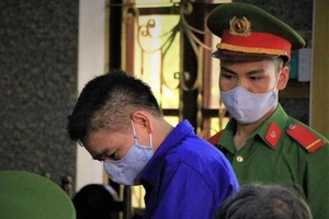 Gian lận điểm Sơn La: Giám đốc Sở GD&ĐT cũng 'gửi' thí sinh