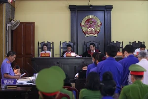 Hối lộ 1 tỉ, cựu thượng tá công an bị đề nghị 13 năm tù