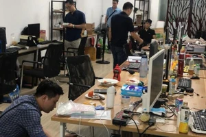 Triệt phá đường dây cờ bạc có tiền giao dịch 64.000 tỉ đồng