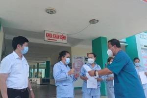 4 bệnh nhân COVID-19 đầu tiên tại tâm dịch Đà Nẵng khỏi bệnh