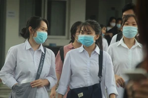 Bộ GD&ĐT: Khai giảng trực tuyến nếu dịch COVID-19 phức tạp