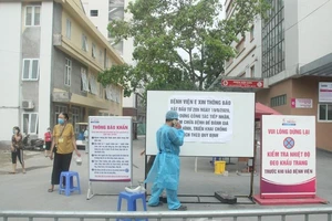 Bệnh viện E tạm đóng cửa, hàng trăm bệnh nhân phải quay về