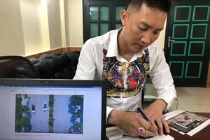 Huấn 'hoa hồng' bị xử phạt