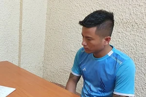 Trộm 350 cây vàng mang về cất dưới gầm giường