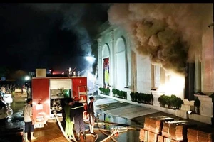 Cháy quán bar, 3 người tử vong