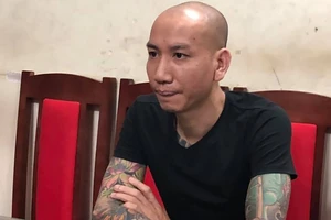'Giang hồ mạng' Phú Lê chuẩn bị hầu tòa