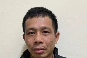 Vừa ra tù vì 6 tiền án, 'siêu trộm' lại vào bệnh viện cuỗm đồ