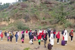 37 công dân nhập cảnh ‘chui’ từ Trung Quốc về quê ăn Tết
