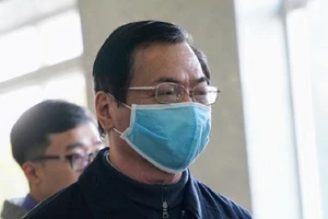 Lại hoãn xử cựu bộ trưởng Vũ Huy Hoàng và đồng phạm