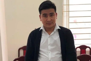 Bùi Văn Tấn tại cơ quan công an. Ảnh: ANTĐ