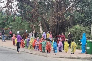 Bộ trưởng Y tế: Trẻ dưới 5 tuổi là F1 được cách ly tại nhà