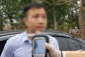 Tài xế ô tô ‘dính' cồn vì… tưởng nghỉ Tết CSGT không làm việc