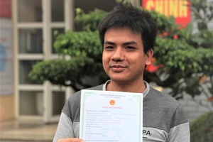 Được cấp giấy khai sinh sau 30 năm sống tại Hà Nội