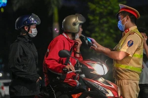TP.HCM và Hà Nội phạt hơn 6200 trường hợp vi phạm nồng độ cồn