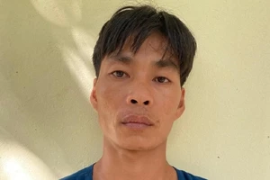 Bắt giam gã đàn ông bệnh hoạn 2 lần sàm sỡ bé gái