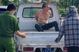 Trốn truy nã tội giết người, tiếp tục đâm tài xế taxi để cướp