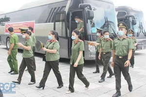 166 ‘chiến sỹ áo trắng’ Bộ Công an lên chi viện cho Bắc Giang