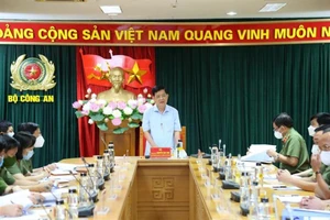 Đề nghị phân bổ vaccine COVID-19 để tiêm ngừa cho lực lượng công an TP.HCM