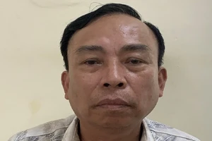 Bị phạt tù vì đưa hối lộ, trốn truy nã suốt 34 năm