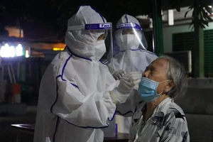 300 sinh viên y tế Hải Dương vẫn đang hỗ trợ chống dịch tại TP.HCM 