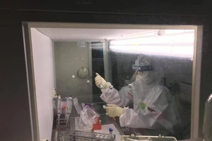 Trưa 12-7 cả nước ghi nhận 1.112 ca mắc chỉ trong 6 giờ, riêng TP.HCM 879 ca