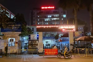 Cách ly Bệnh viện Phổi Hà Nội vì có 24 ca nhiễm COVID-19