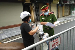 Hà Nội lập 39 chốt, kiểm soát chặt việc ra đường
