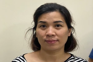 Nữ kế toán ở Hà Nội bị khởi tố vì làm giả nhiều giấy đi đường