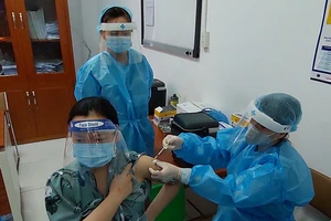 Chính phủ ra nghị quyết đồng ý mua 10 triệu liều vắc xin COVID-19 của Cu Ba