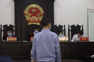 Nam sinh lớp 9 bị tuyên án 8 năm tù về tội giết người