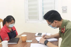 Cô gái bị công an triệu tập vì tung tin ‘10 ca COVID-19 trong khu công nghiệp'