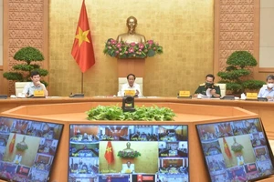 Phó Thủ tướng cho ý kiến về thí điểm mở lại đường bay từ 10-10